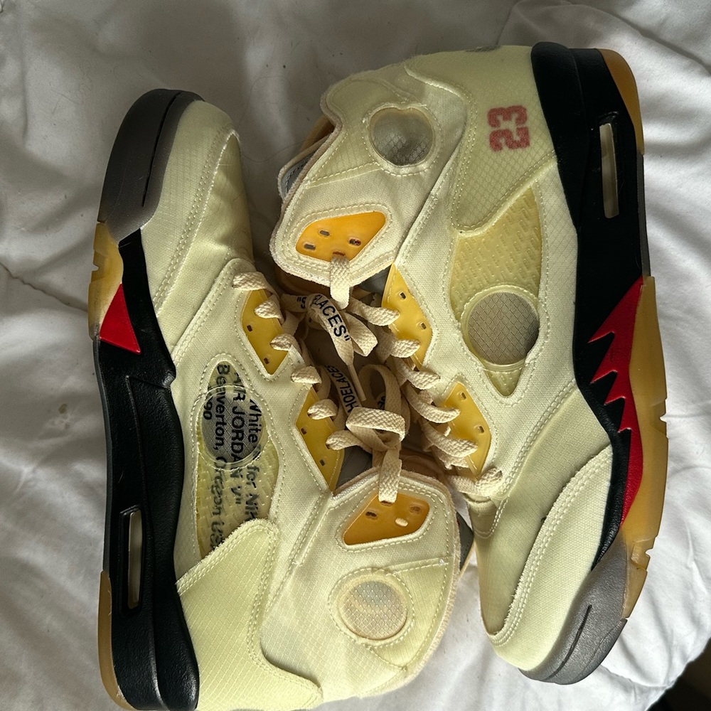 JORDAN 5 OFF WHITE SAIL SIZE 11 *NO BOX*